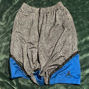 Nike | Air Jordan | 11” Inseam Basketball Shorts | Mens | Medium